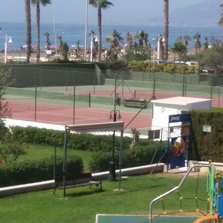 דירות La Cala Del Moral Primera Linea De Playa. Magnifica Urbanizacion מראה חיצוני תמונה