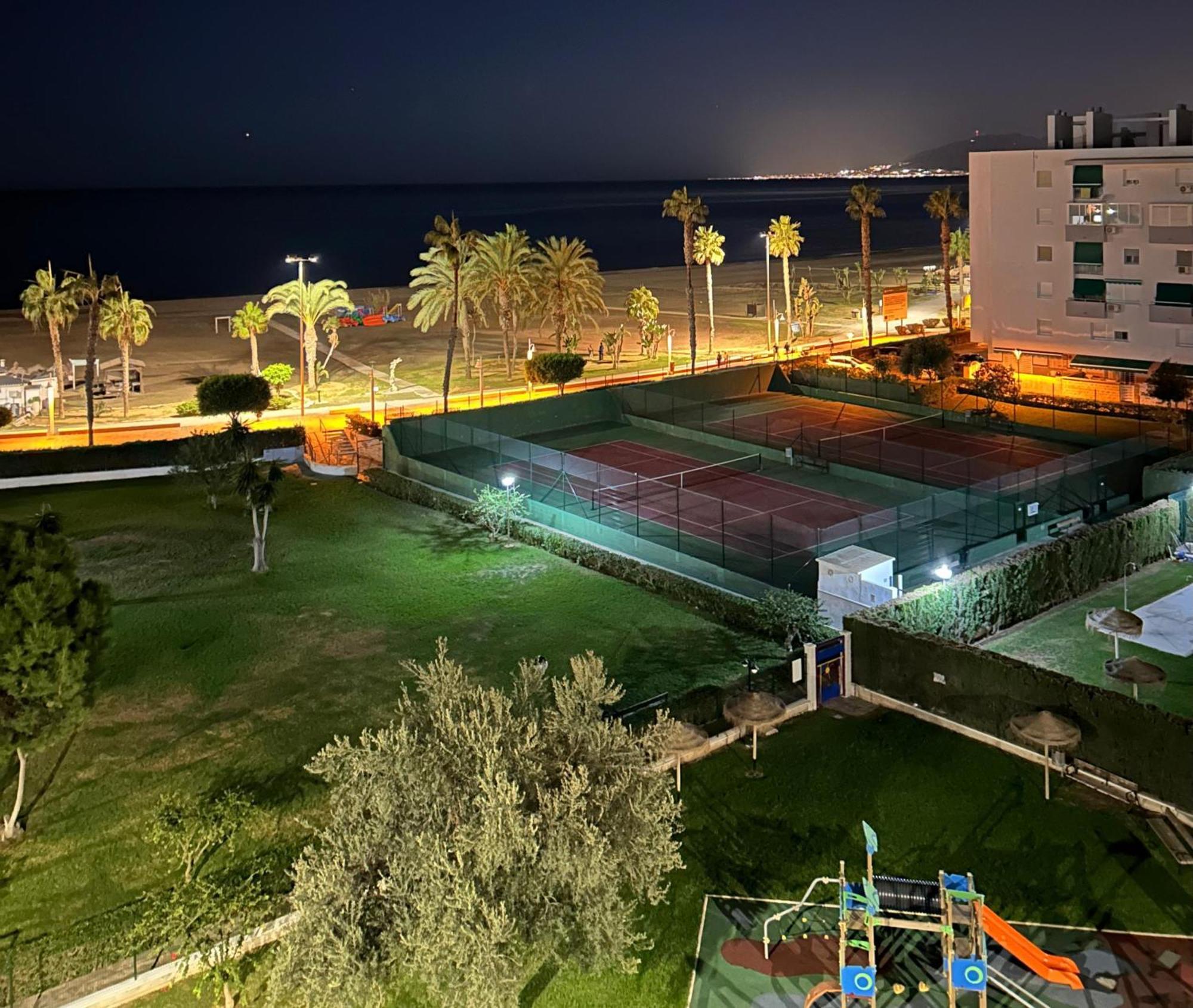 דירות La Cala Del Moral Primera Linea De Playa. Magnifica Urbanizacion חדר תמונה