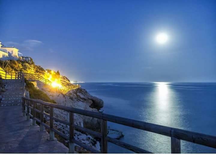 דירות La Cala Del Moral Primera Linea De Playa. Magnifica Urbanizacion מראה חיצוני תמונה
